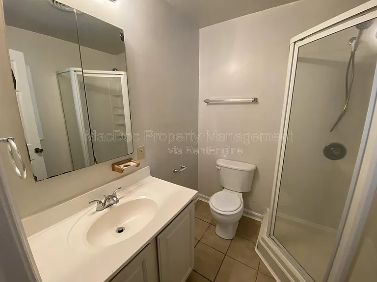 209 Hamilton St #A — Photo 8