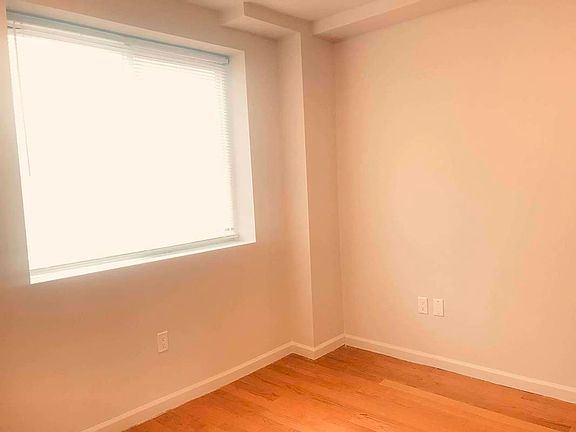 3rd image of 92 Canal St #7C