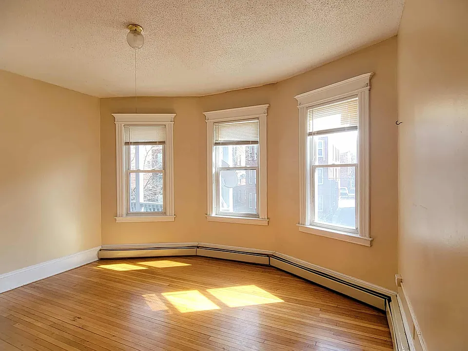 14-16 Mortson St #2
