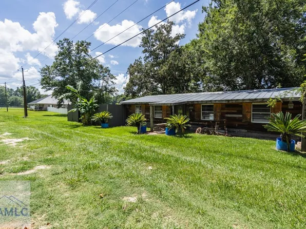 232 Celadon St, Ludowici, GA 31316
