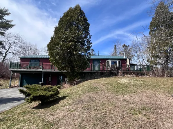 437 Stream Road, Winterport, ME 04496