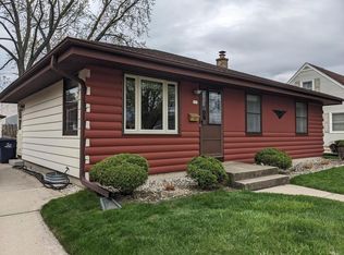 917 E Norwich St, Milwaukee, WI 53207