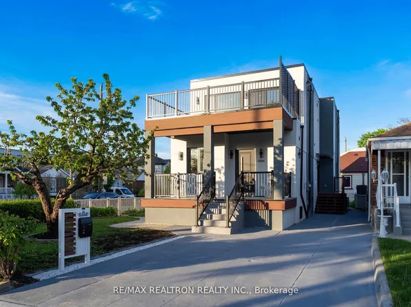 33 Landour Ave, Toronto, ON M6M 4J3