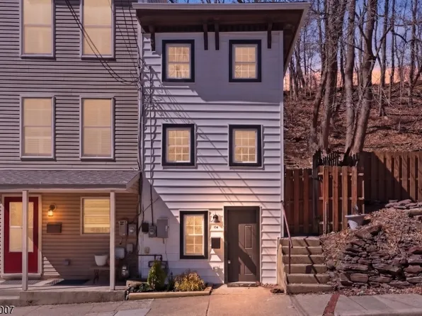 164 York St, Lambertville City, NJ 08530