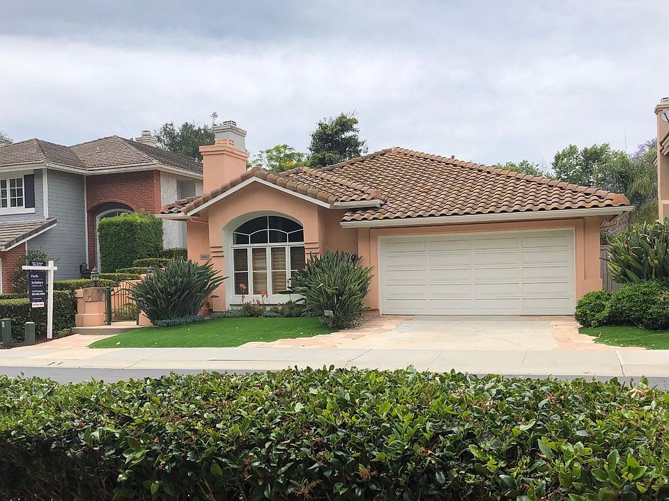 1st image of 4944 Caminito Vista Lujo