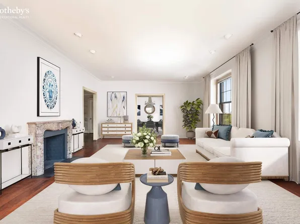 920 5th Avenue image 4 of 23