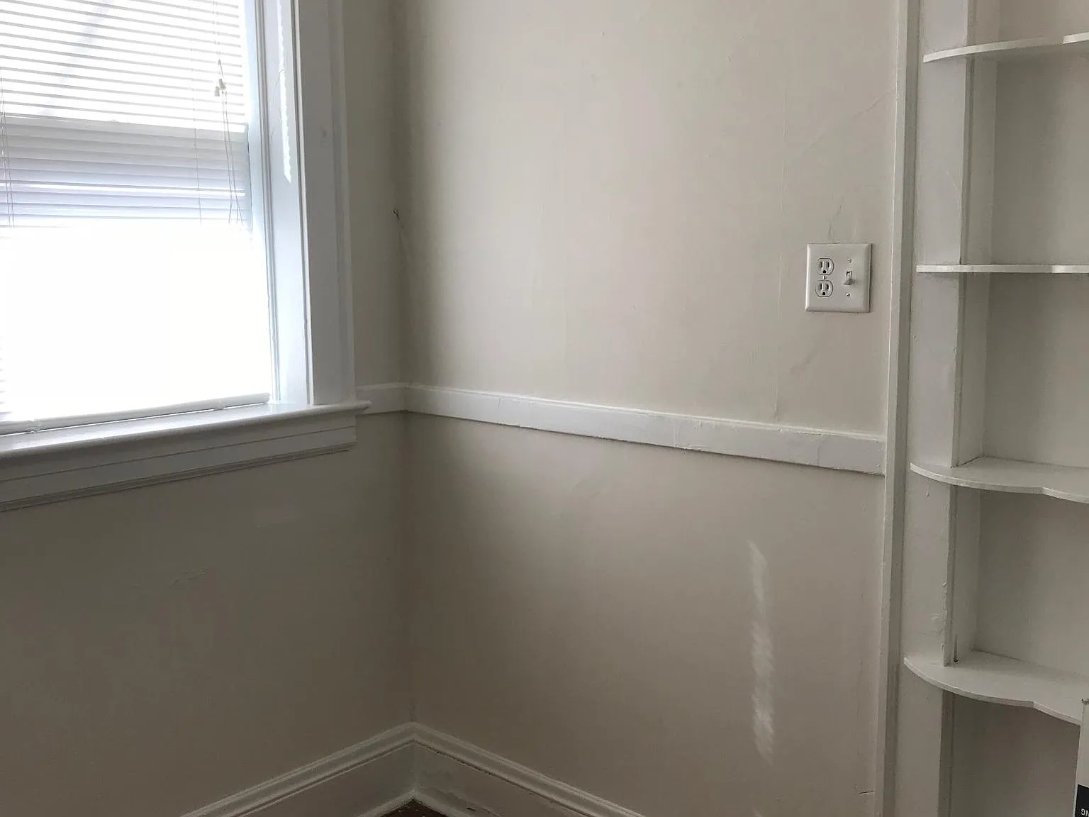 1418 W Clifton Blvd — Photo 3