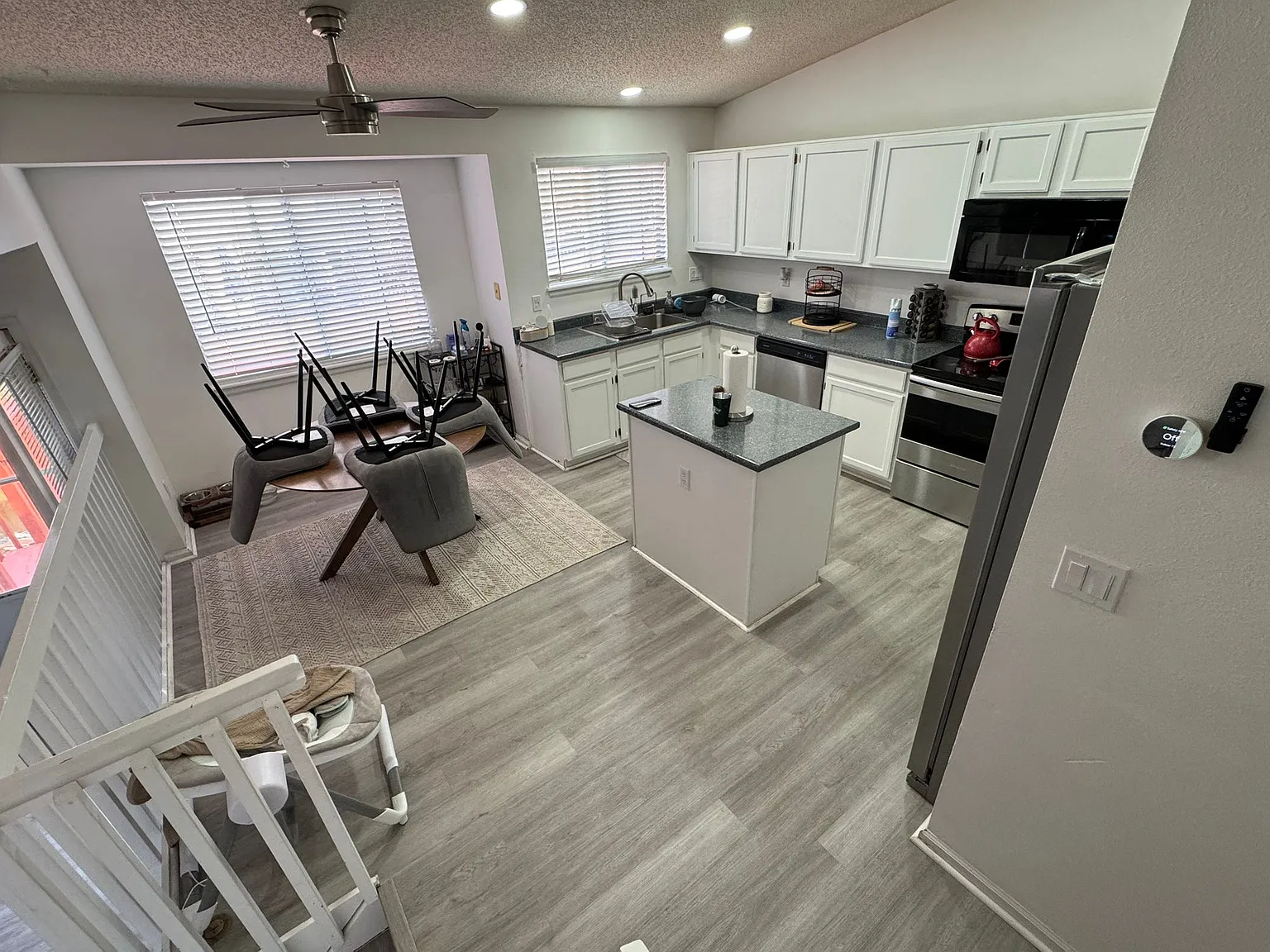 3 bed, 1826 sqft, $3,050 — Photo 3