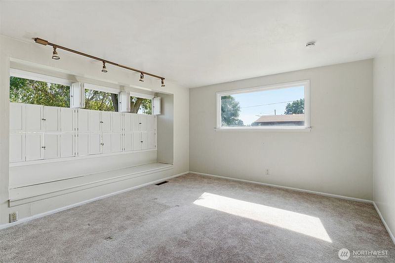 5th image of 616 S 2nd Avenue