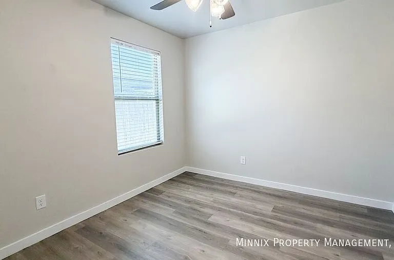 7806 Elm Ave — Photo 11