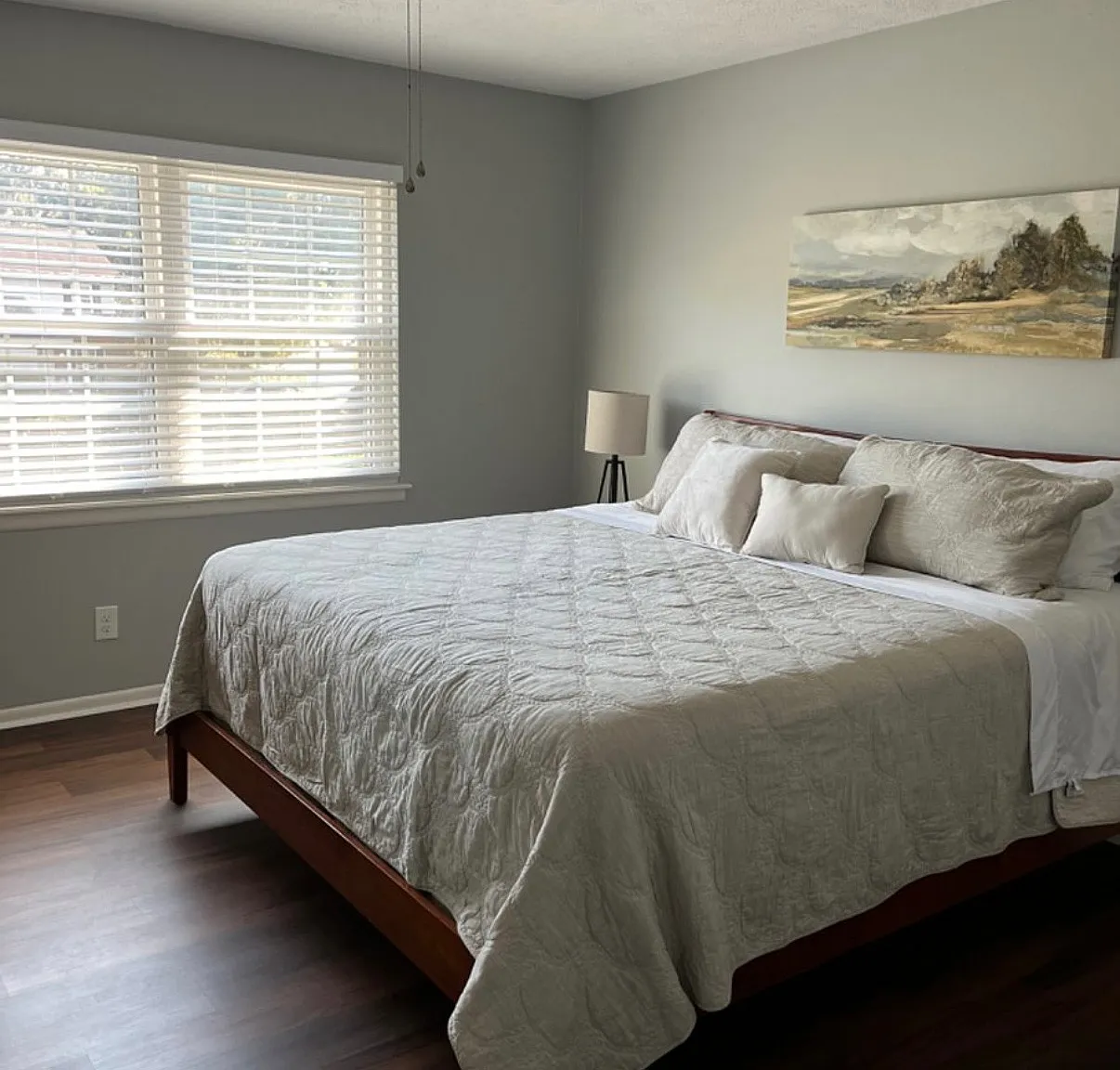 3 bed, 2.5 bath, 1564 sqft, $2,295 — Photo 1