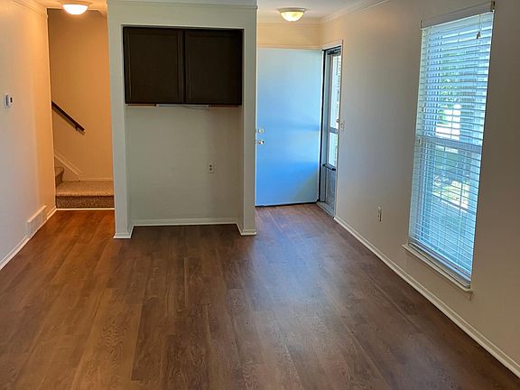 3rd image of 6950 Harvard Ln #113