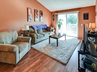 702 Herndon Dr APT 201, Madison, WI 53718