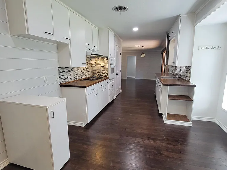 3509 Wedgway Dr — Photo 6