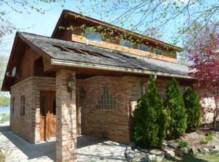4203 Shoreview Ln, Whitmore Lake, MI