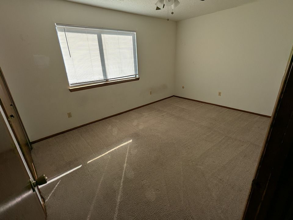 1st image of 7708 Buckboard Ave NE