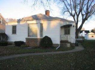 448 S McKinley Ave, Kankakee, IL 60901