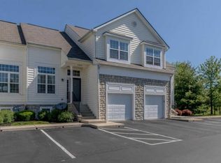 6948 Churchill Downs Dr, New Albany, OH 43054
