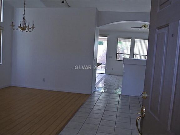 5th image of 1900 Tremolite Ave