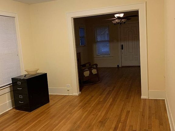 3rd image of 2305 Pine St