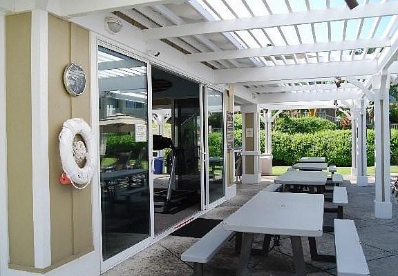 3rd image of 75-6009 Alii Dr APT U1