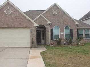 110 Tanya Dr, La Porte, TX 77571