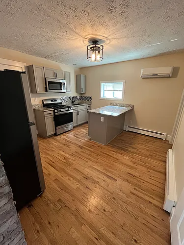 400 S Main St #1 Photo 1