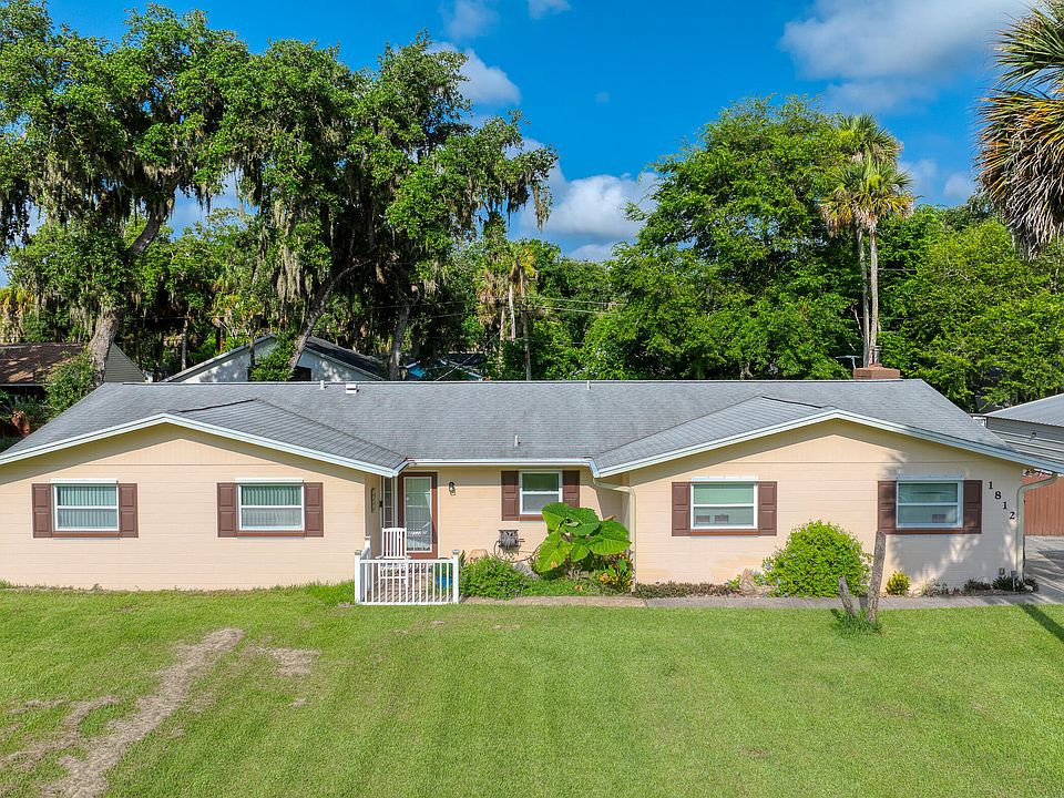 1st image of 1812 Mango Tree Dr