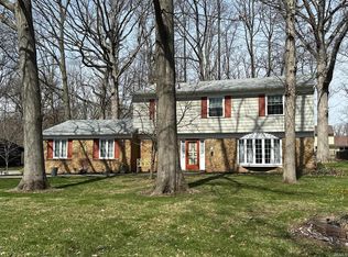 9324 Saratoga Rd, Fort Wayne, IN 46804