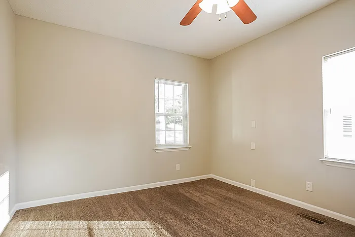 261 Crystal Springs Rd — Photo 10