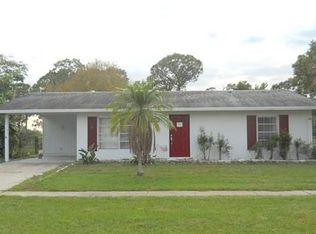 414 NE Solida Cir, Port Saint Lucie, FL 34983
