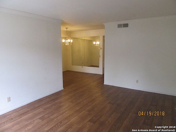 3rd image of 7834 Broadway St