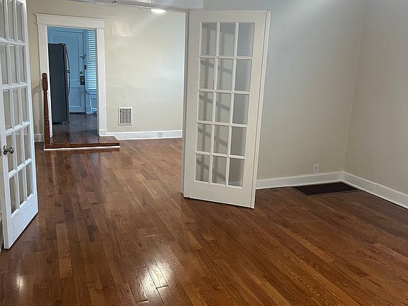 4th image of 2800 Belmont Blvd #A