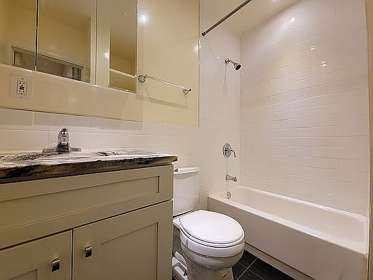 5th image of 40 W 95th St #33
