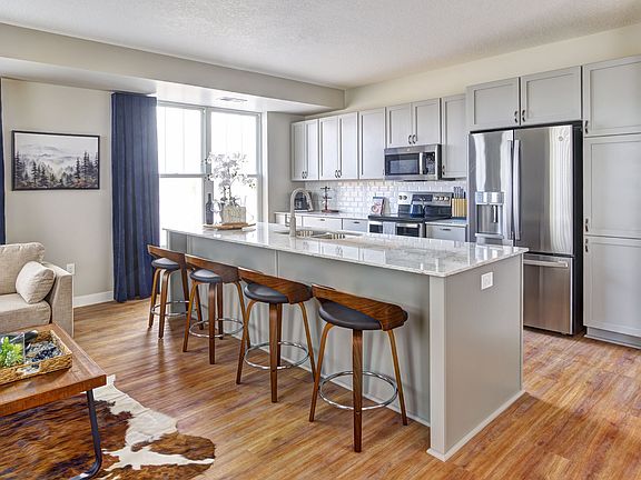 4th image of 105 Bridgewater Way #320