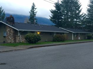 241 E 2nd St, North Bend, WA 98045