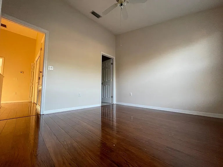 12748 Country Brook Ln — Photo 15