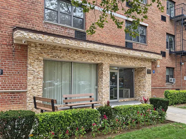 153-25 88th Street #3A, Howard Beach, NY 11414