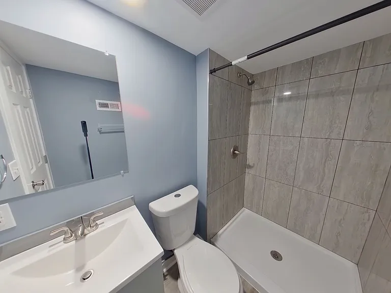 2027 N Spruce St — Photo 11