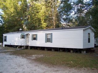 1900 Rosemary Cir, Bell, FL 32619