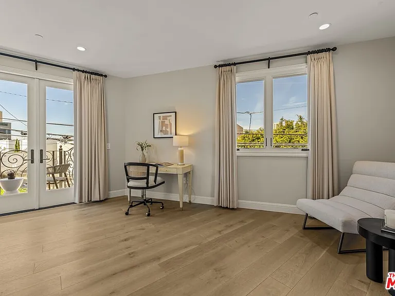 1825 Pandora Ave #Penthouse 402 — Photo 26