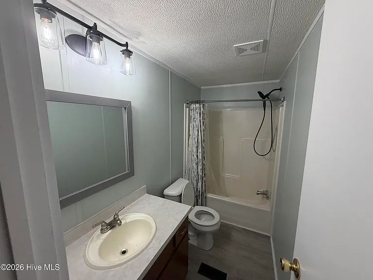 5556 Anchor Village Ln SE — Photo 6