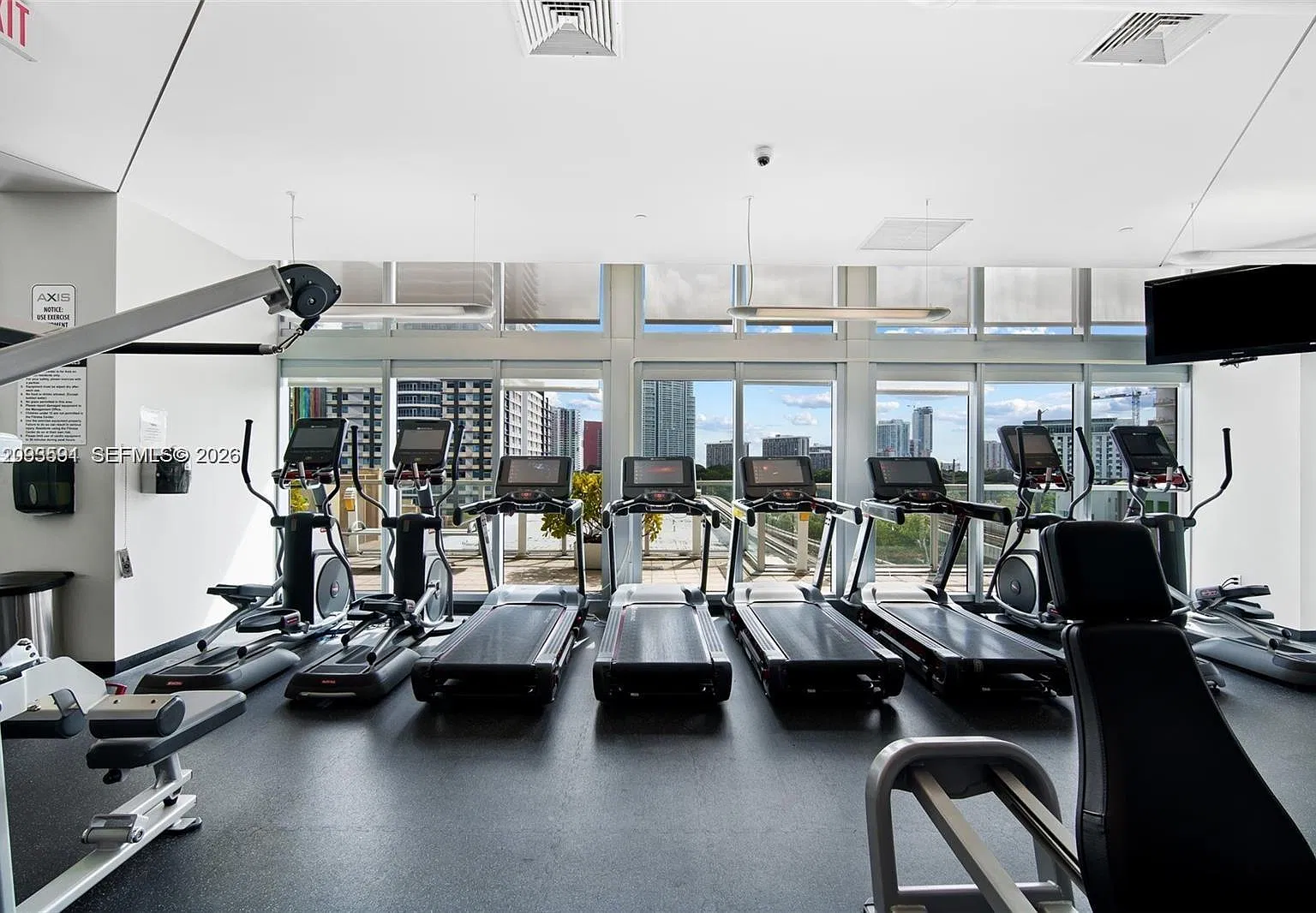 The Axis On Brickell Cond — Photo 4