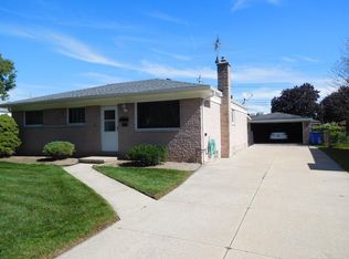 27228 Liberty Dr, Warren, MI 48092