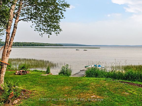 3rd image of 388 Crescent Rd