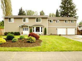 7523 NE 195th St, Kenmore, WA 98028