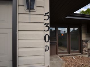 530 Auburn Pl NW #D, Elk River, MN 55330