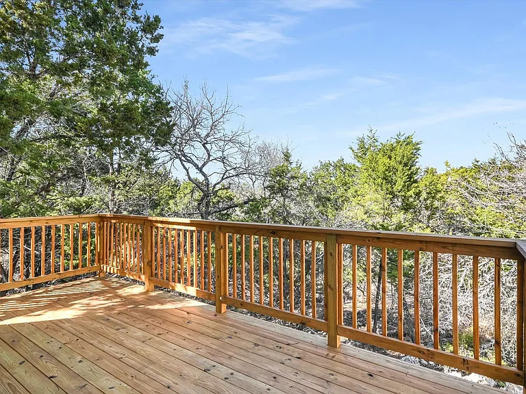 424 Shady Bluff Dr — Photo 19
