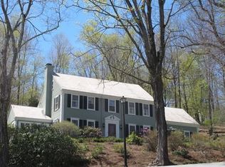 17 Drury Ln, Worcester, MA 01609