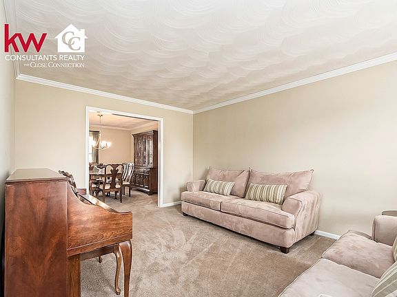 5th image of 6973 Raymond Dr